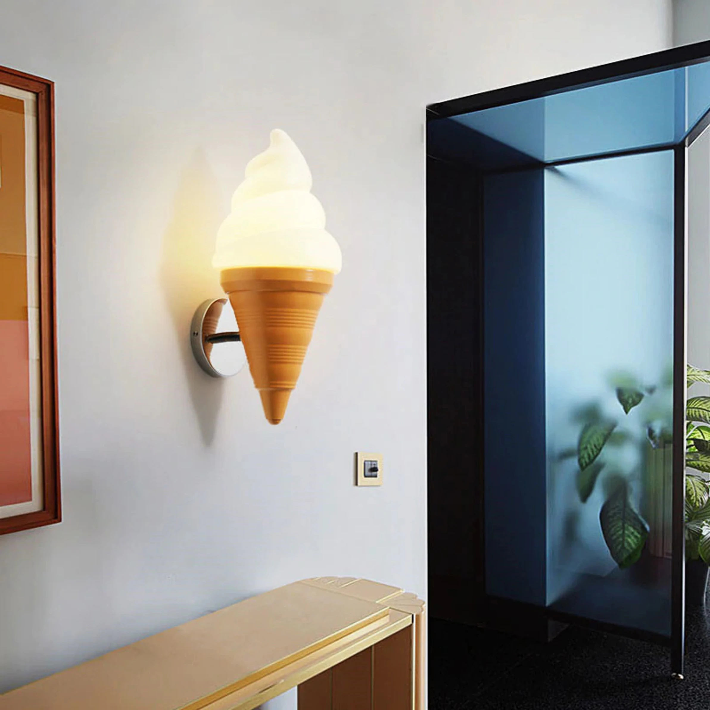 soft-serve-wall-light-iImO7CARDE1j2T1cxSgb.png