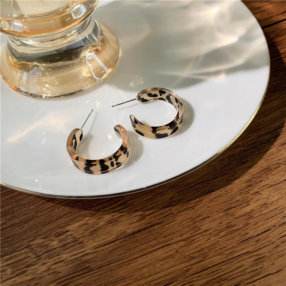 Tortoise Shell Pattern Hoop Earrings