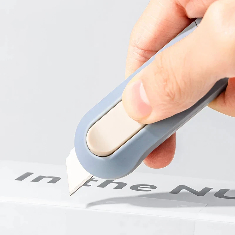 Compact Utility Knife