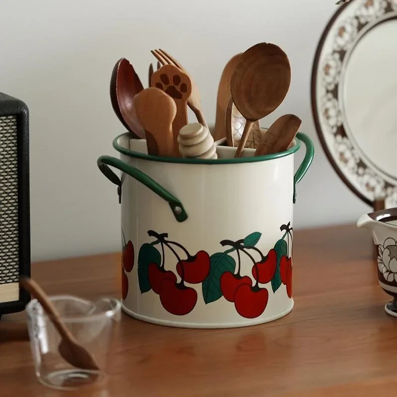 Retro Utensil Holder