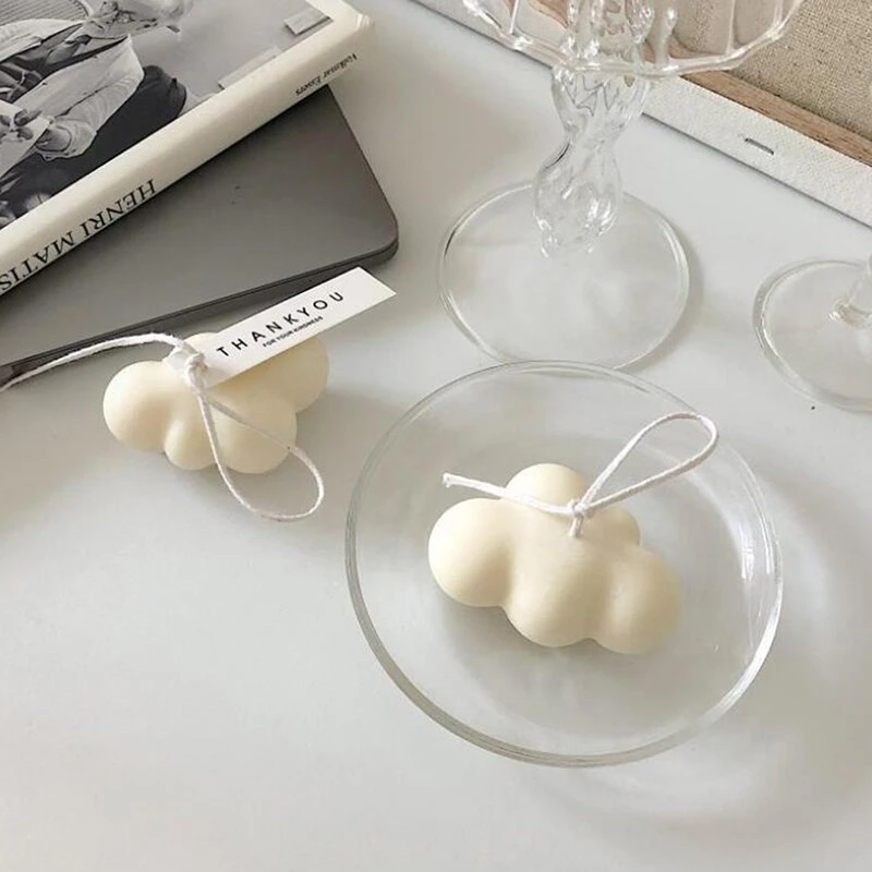 Cloud Display Candle