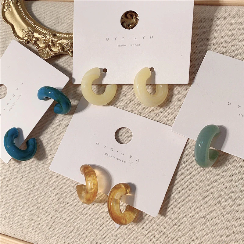 Retro Resin Hoop Earrings