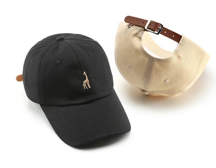 Giraffe Buckle Cap