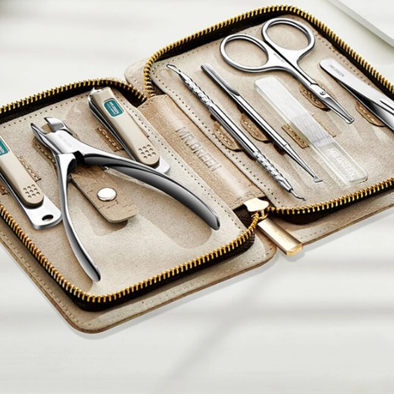 multi-piece-nail-care-set-u7GWr1l4SrSUYNnUOku8.jpg