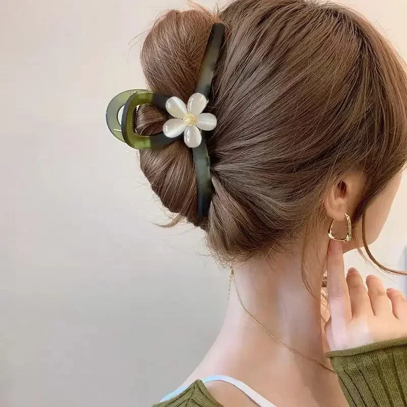 Large Flower Hair Claw