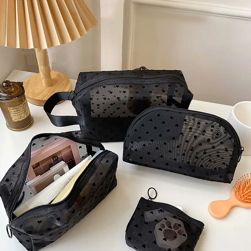 Heart Print Mesh Pouch