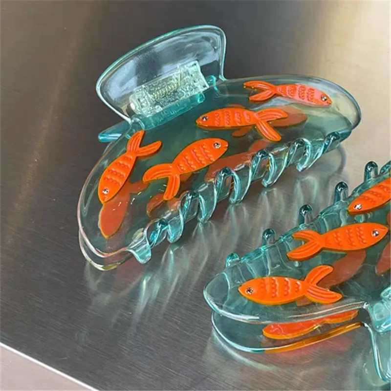 Goldfish Glimmer Hair Claw