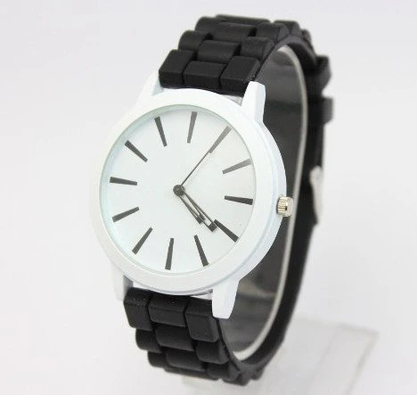 Women's Black and White Quartz Watch