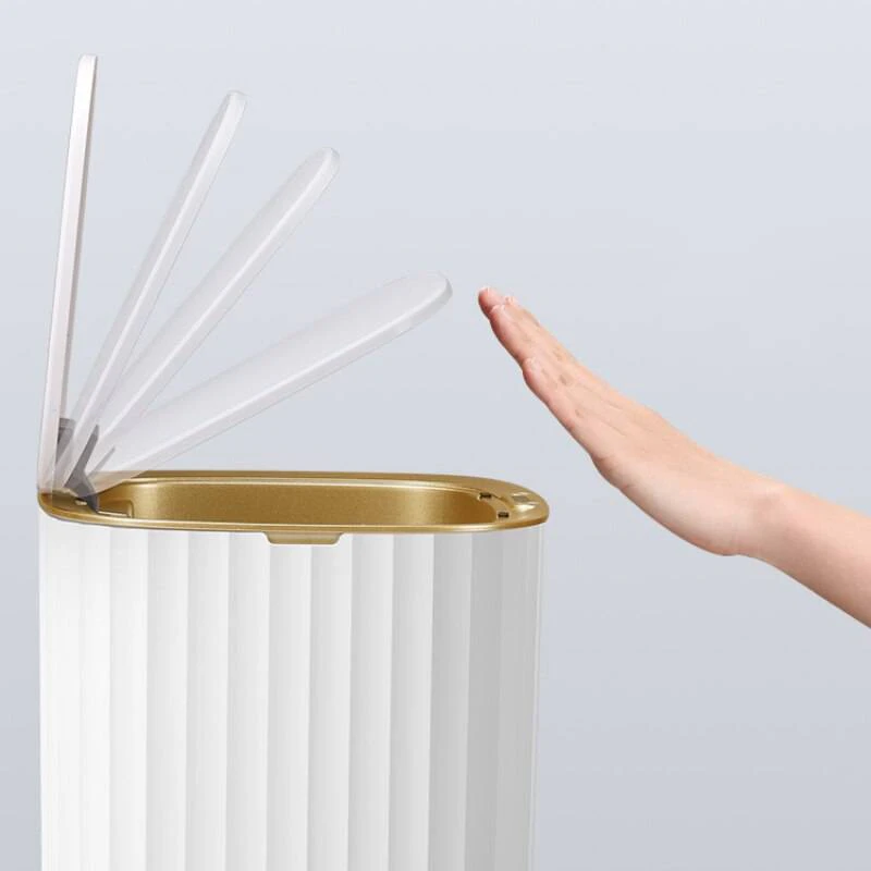 smart-sensor-garbage-bin-yubhOor3WgLFWjBqXaxS.jpg