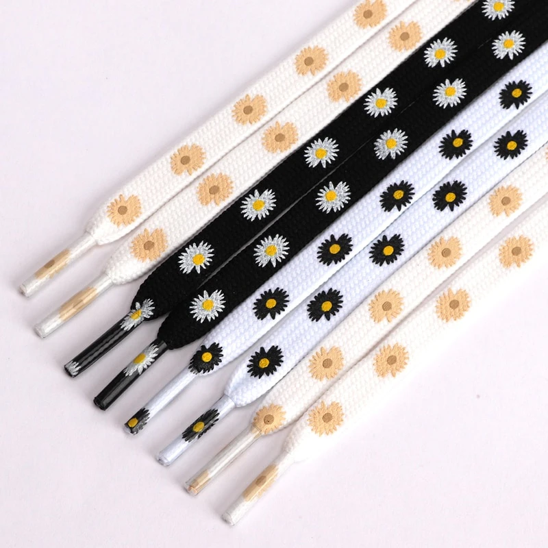 Daisy Print Shoelaces